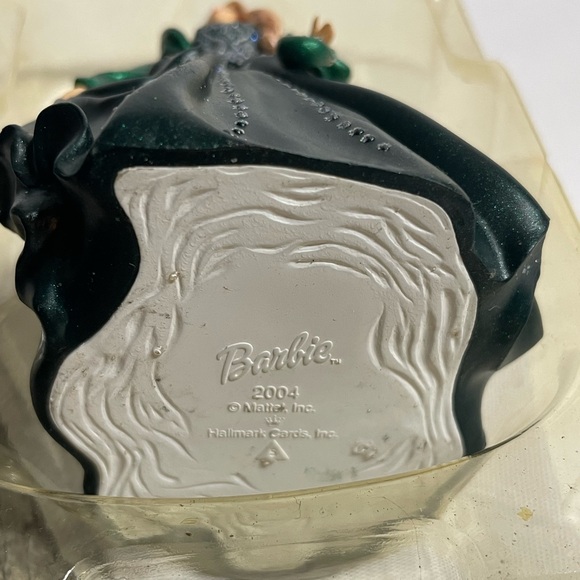 VINTAGE Hallmark 2004 Barbie Ornament With Box Good Condition - Picture 5 of 5